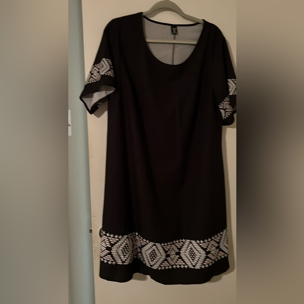 SHEIN Black and White Midi Dress